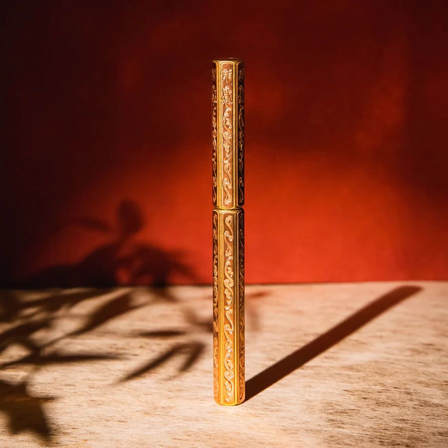 Classic Renaissance- KAZARI KANAGU DRAGON Fountain Pen (F)