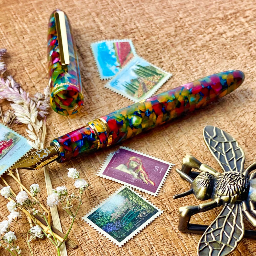Estie Oversize Botanical Gardens Gold Trim - Fountain Pen