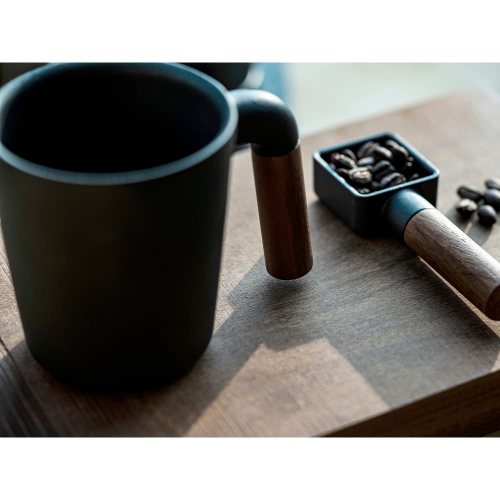 Mugr Charc (ceramic walnut wood) - Coffee Accessories