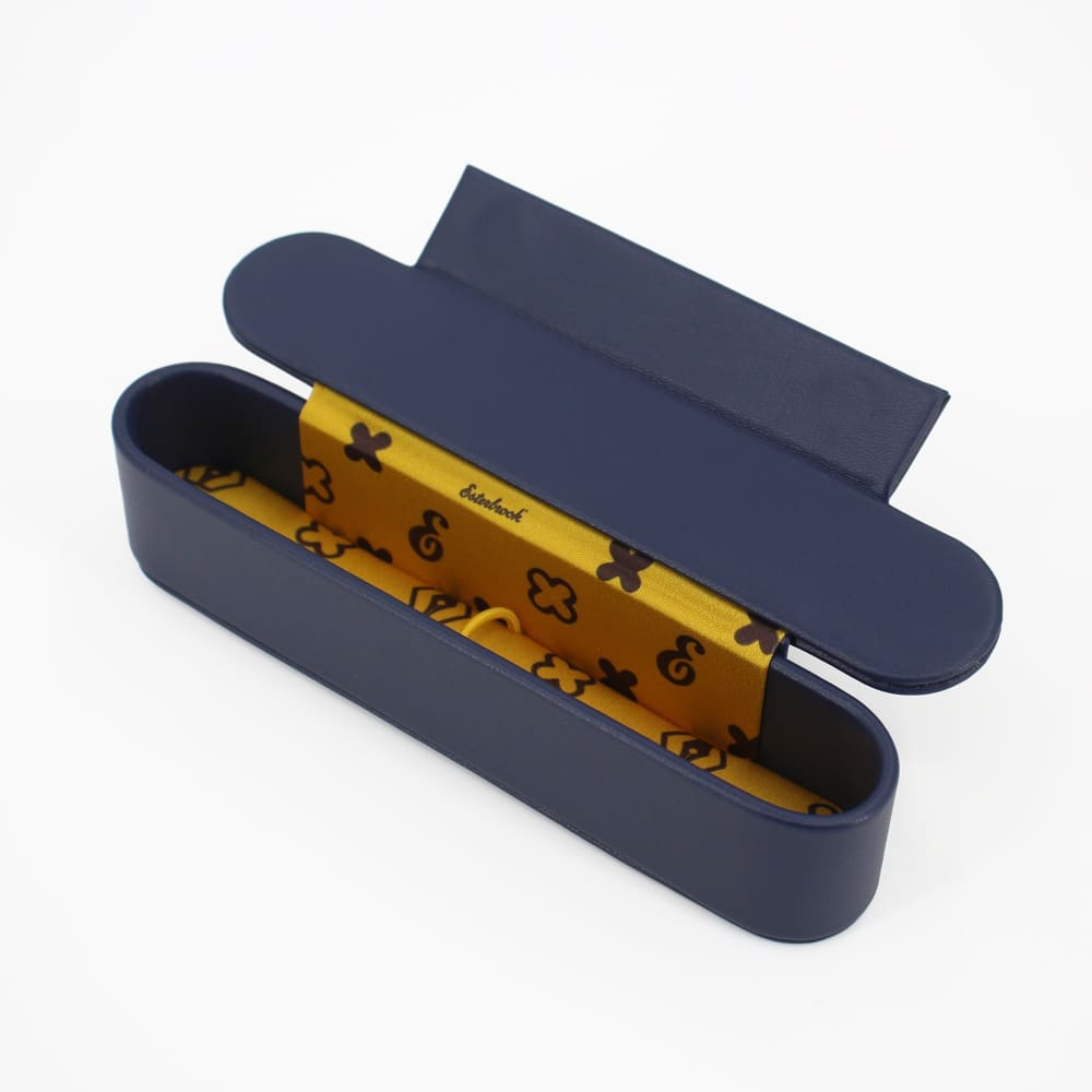 Angolo del dente di leone blu - Angolo di una penna