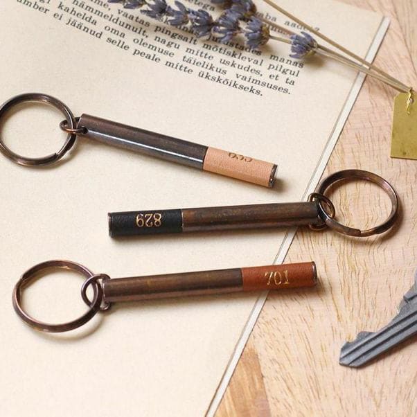 BRASS ROOM NO. KEY-HOLDER RUST BR701 - Key Holder