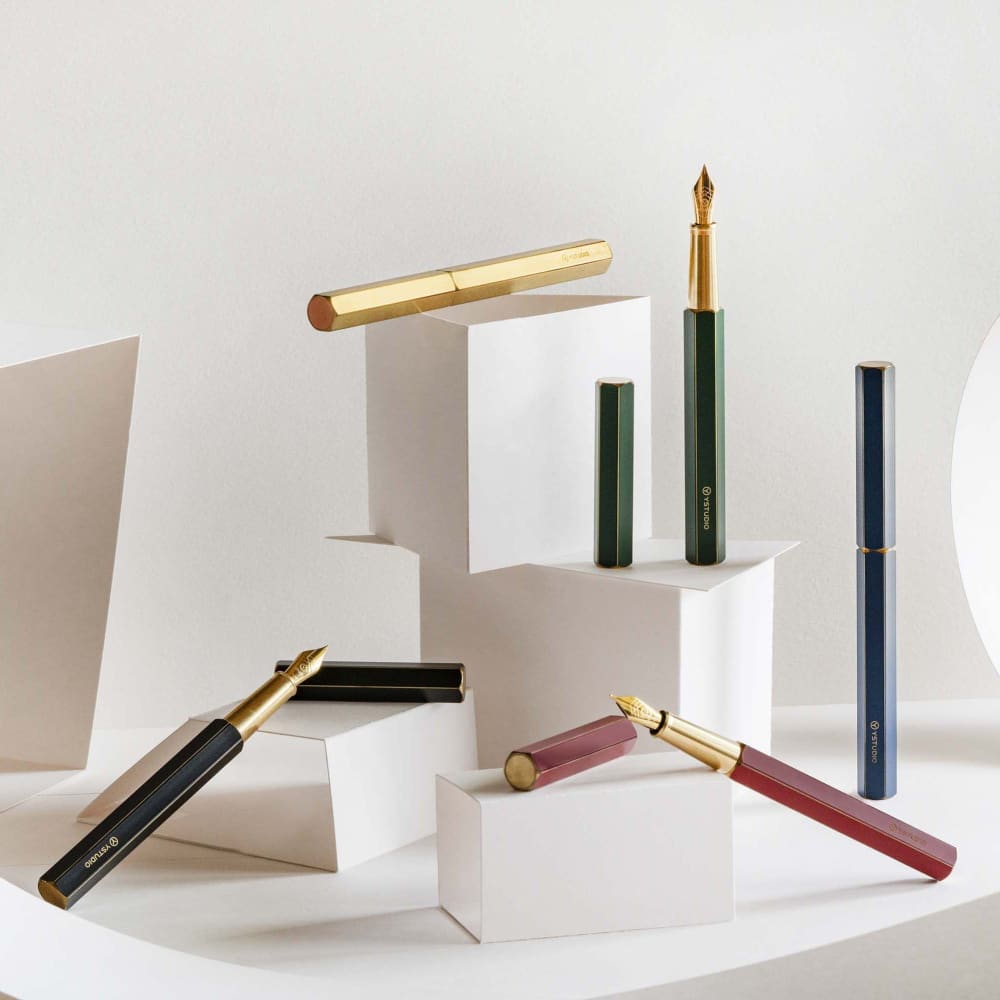 Classic Revolve-Fountain Pen (Black M) - Fountain Pen